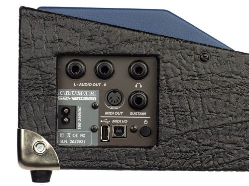 Crumar Seventeen pian digital electronic cu modelare virtuală – 73 clape hammer action, motor hibrid, tolex negru/albastru