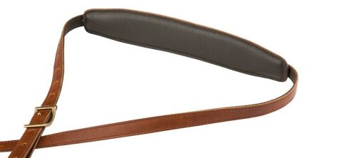 0990689121 Fender  long vintage saddle strap, cognac
