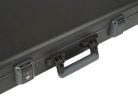 0996162306 Fender  deluxe guitar case for bass, molded, black