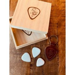   3-wood-CP ChickenPicks  luxury wooden box w/ 3 guitar picks + leather pouch