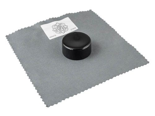 H-2064 W.E. Hill & Sons  rosin for violin dark, round in velvet cloth