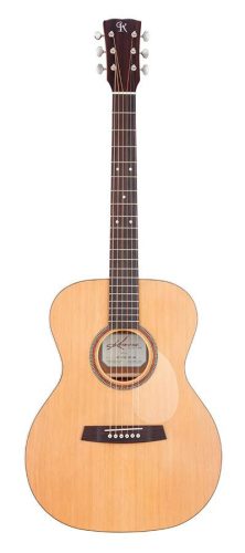 M15 Kremona  OM guitar with solid spruce top and sapelli b&s