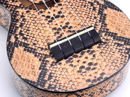 MA1PY Mahalo Art Series soprano ukulele PYTHON, with bag