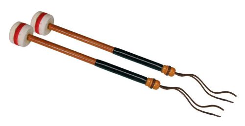 PA-426 Hayman  marching bass drum mallets, hard felt head (5,5 cm.) with stripe, pair, wooden shaft (30 cm.)