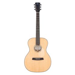   R35 Kremona All Solid Series OM guitar with solid spruce top and solid rosewood b&s