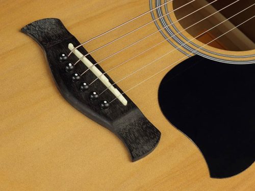 Richwood RD-12-CE Artist Series – акустично-електрическа дредноут китара с изрез, натурален гланц, активен EQ5, хромирани die-cast ключове