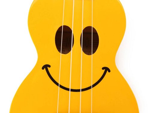 U-SMILE YWK Mahalo Smiley Series soprano ukulele pack SMILE, yellow, with essentials accessory pack