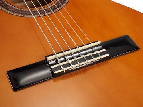 Valencia VC103 Series 100 3/4 Klassische Gitarre, Lindenholz-Korpus, Ahorn-Griffbrett, Glänzend Natur