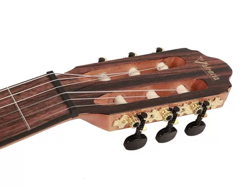 VC564CEBSB Valencia Series 560 classic guitar 4/4,sitka spruce & walnut,preamp and cutaway,brown sunburst