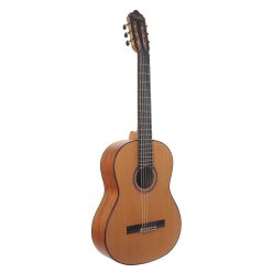   VC714 Valencia Series 700 classic guitar 4/4, solid red cedar & mahogany, solid cedar top, satin natural finish